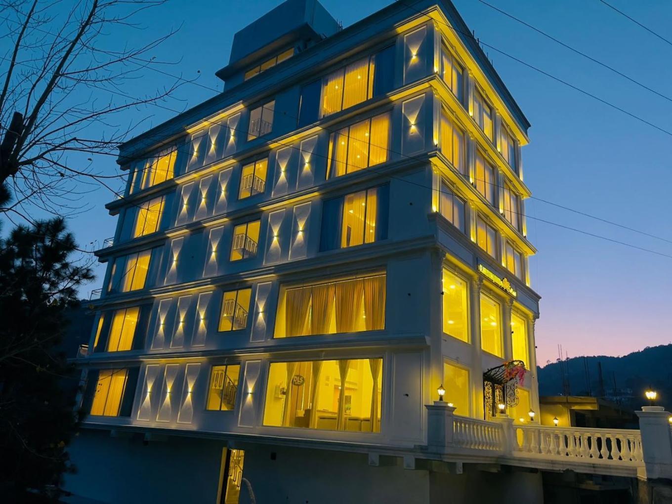 Claret Inn & Suites - 댈하우지 외부 사진